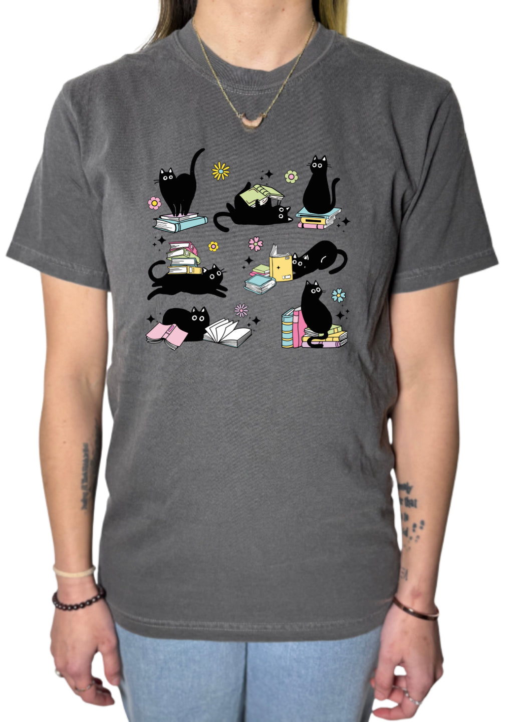 Cats and Books Confort Colors Tee