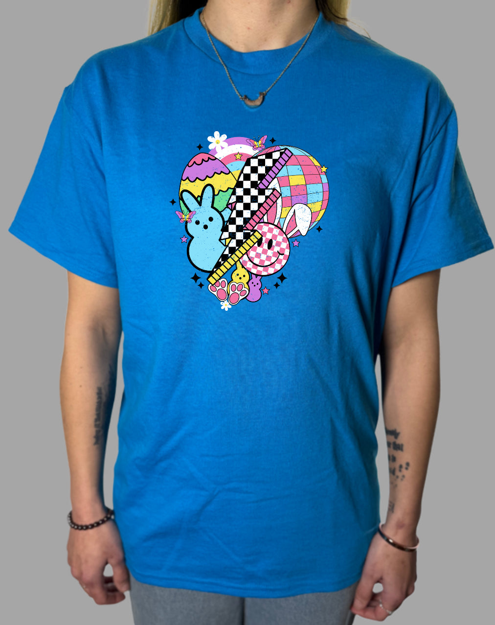 Retro Easter Gildan Tops