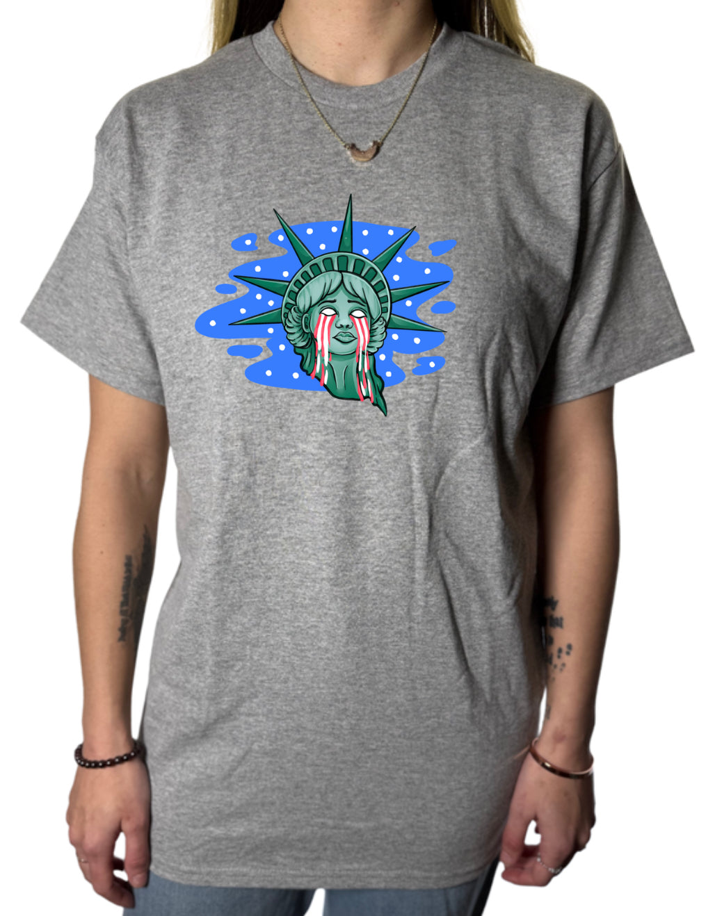 Lady Liberty Gildan Tops