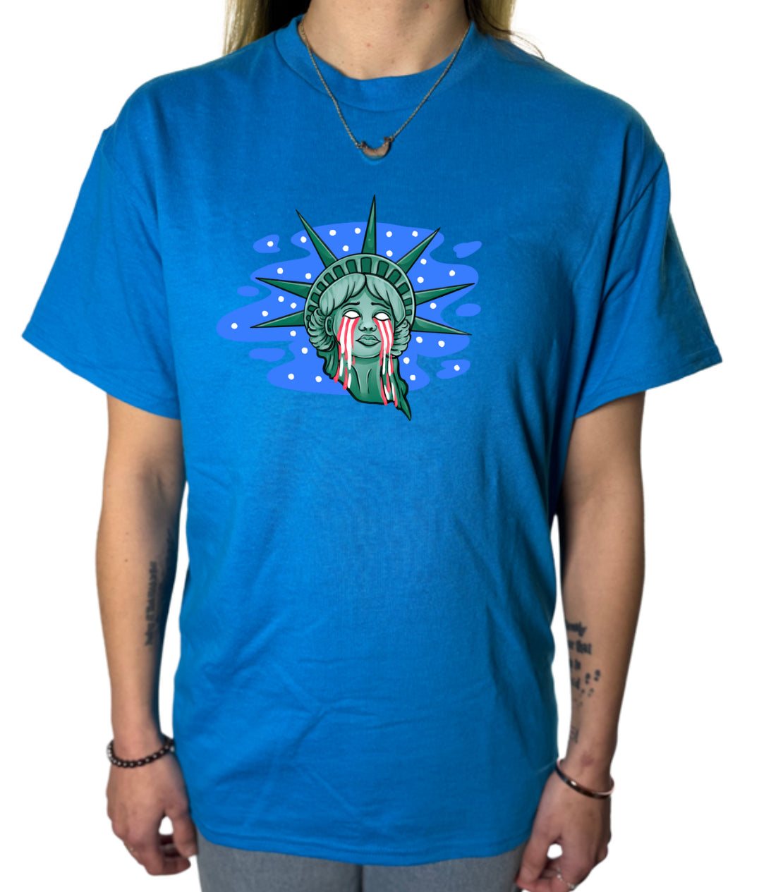 Lady Liberty Gildan Tops