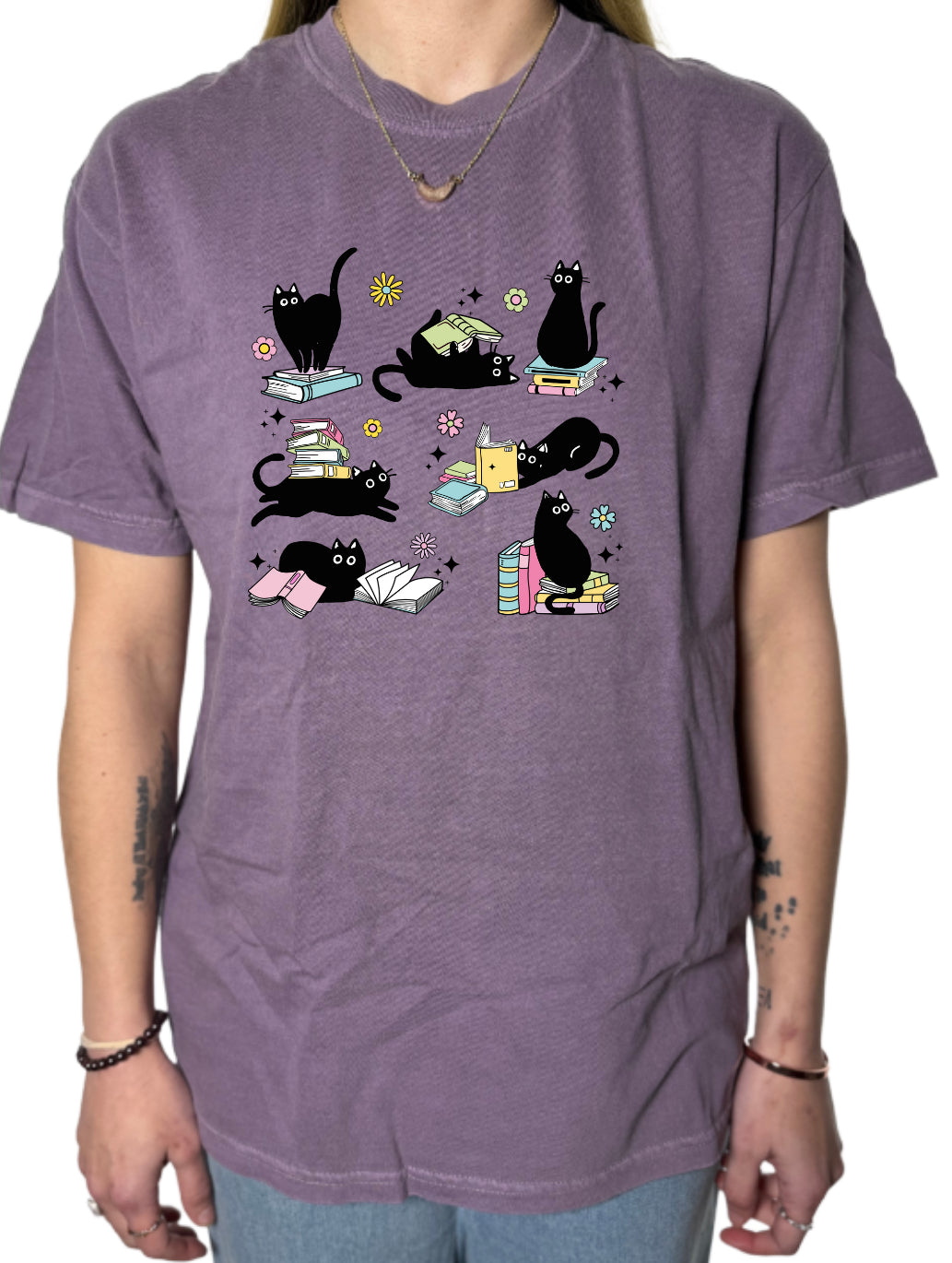 Cats and Books Confort Colors Tee