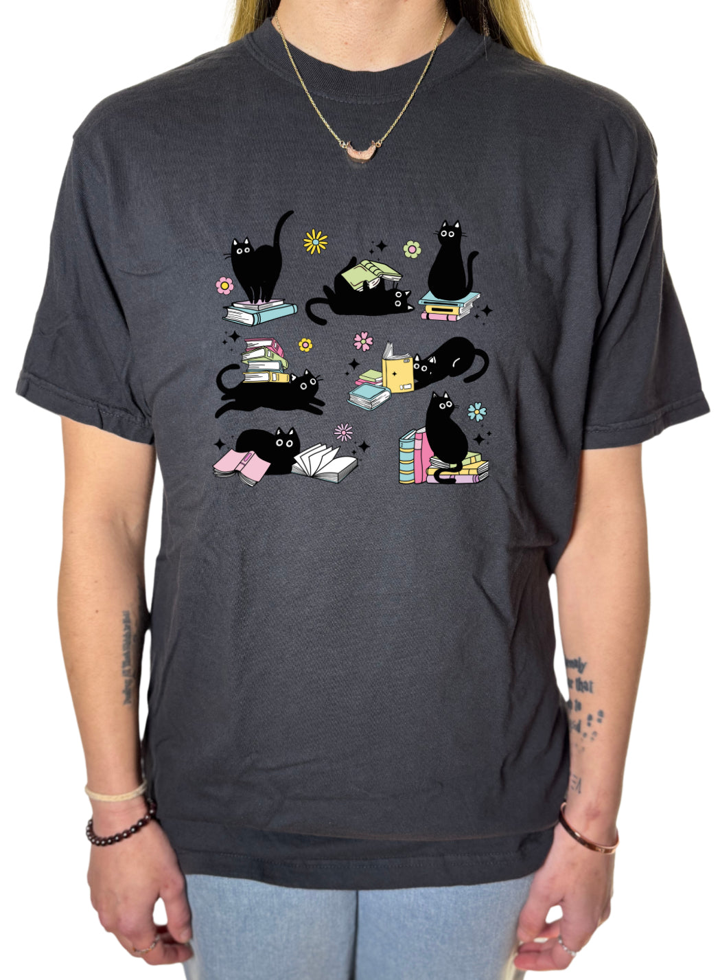 Cats and Books Confort Colors Tee