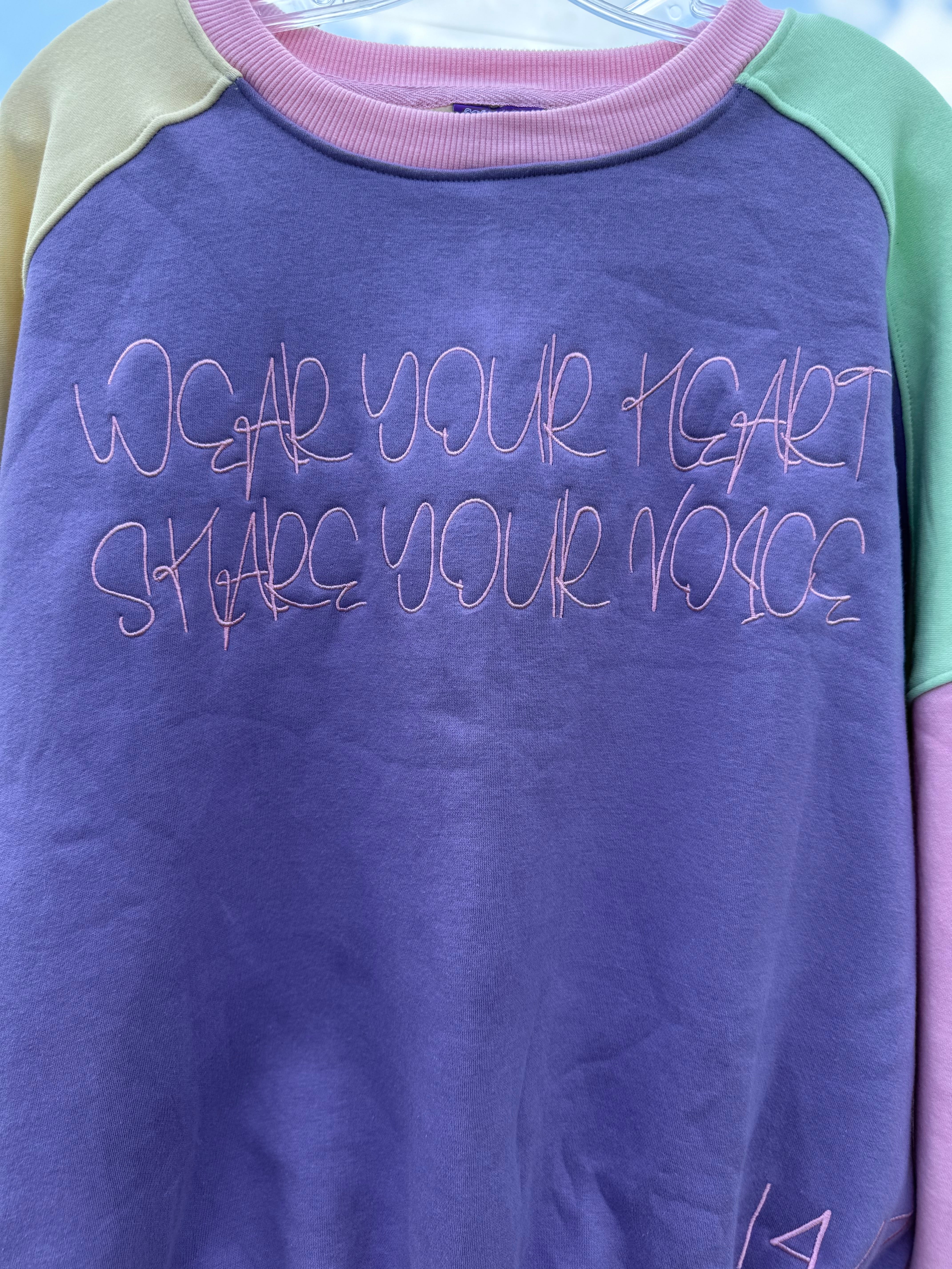 90’s Vibes Crewneck