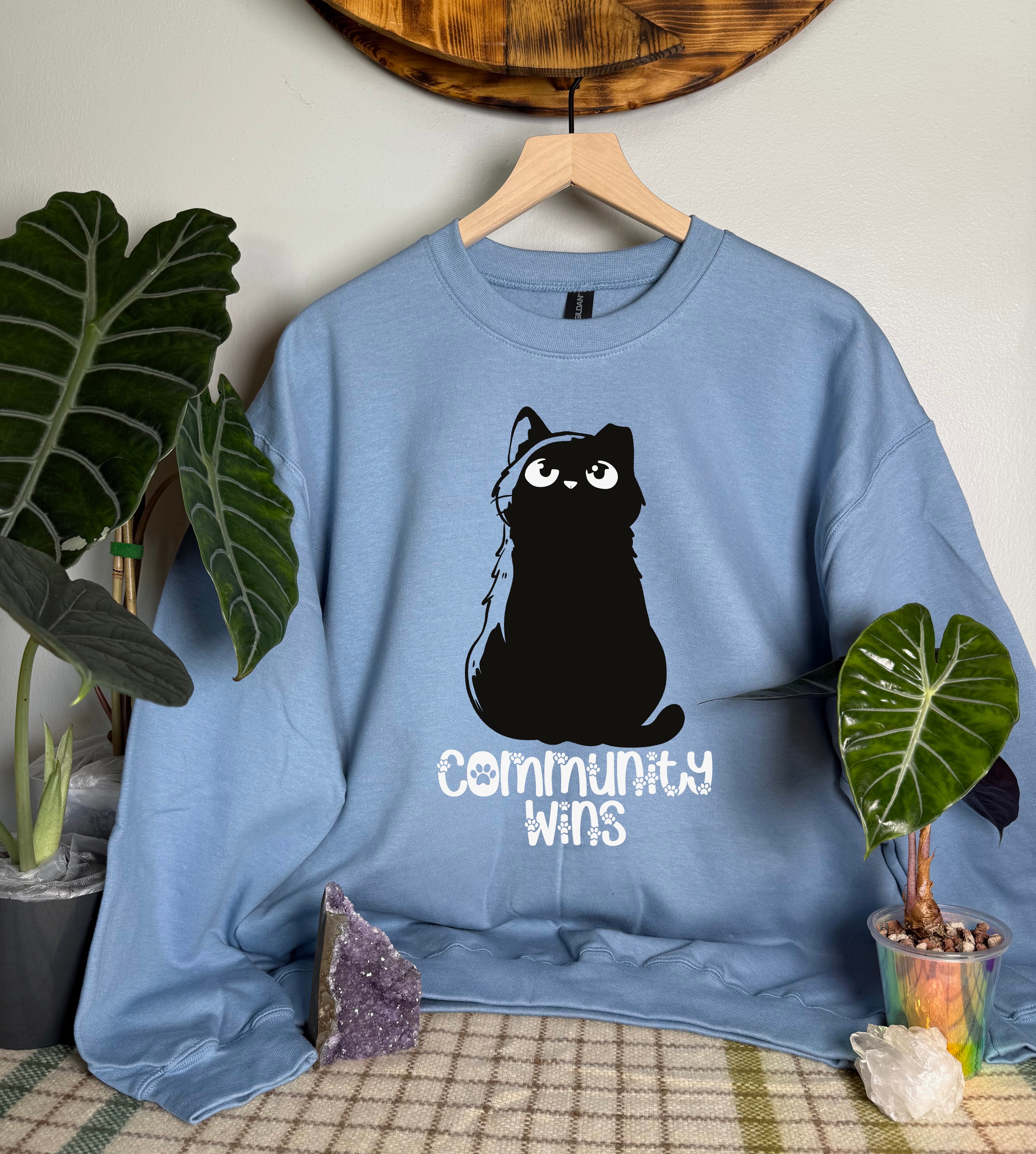 Community Wins Gildan Tops