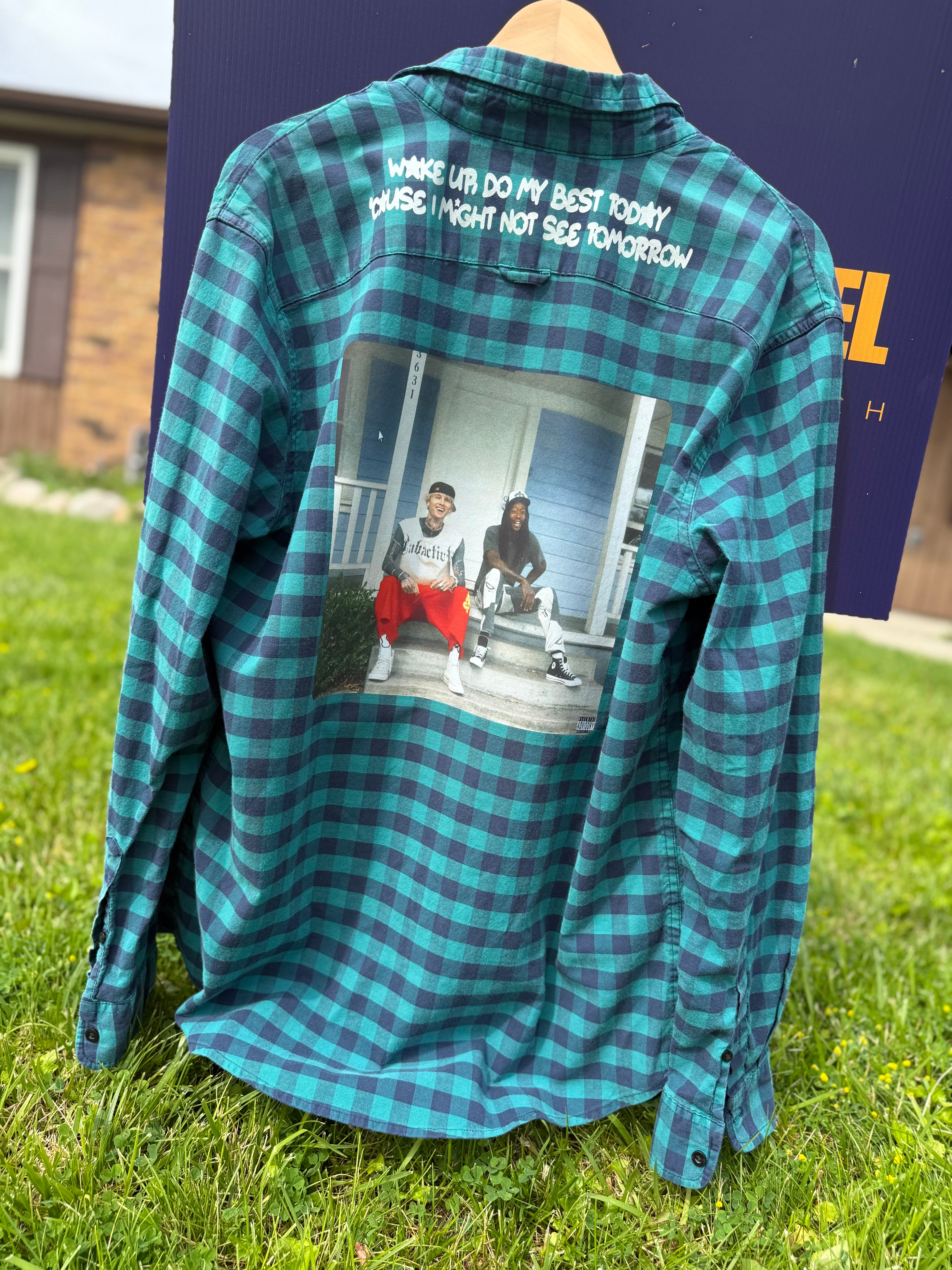 Upthrift MGK & Wiz Button Up Size L