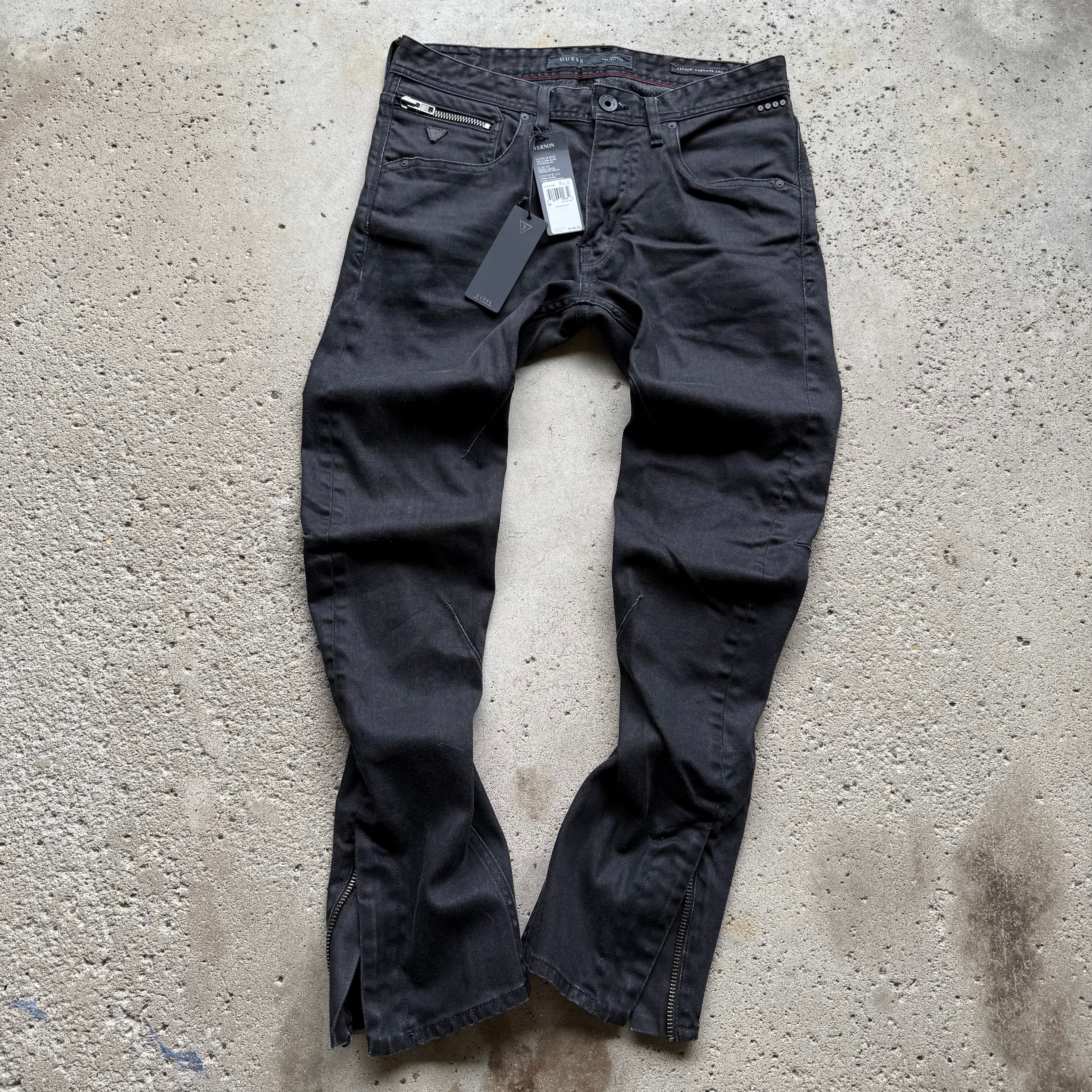 Brand new with tag mens Vernon black jeans.