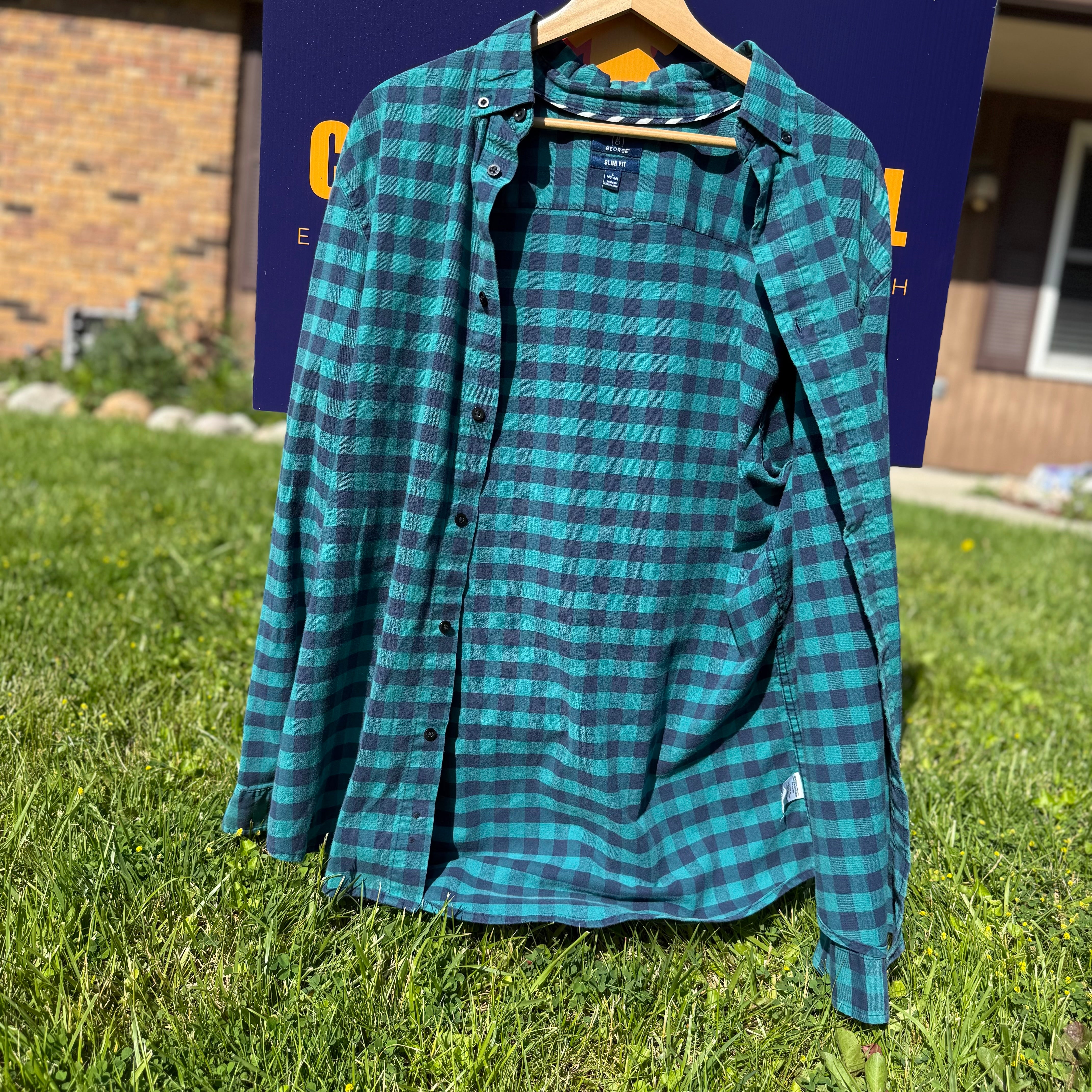 Upthrift MGK & Wiz Button Up Size L