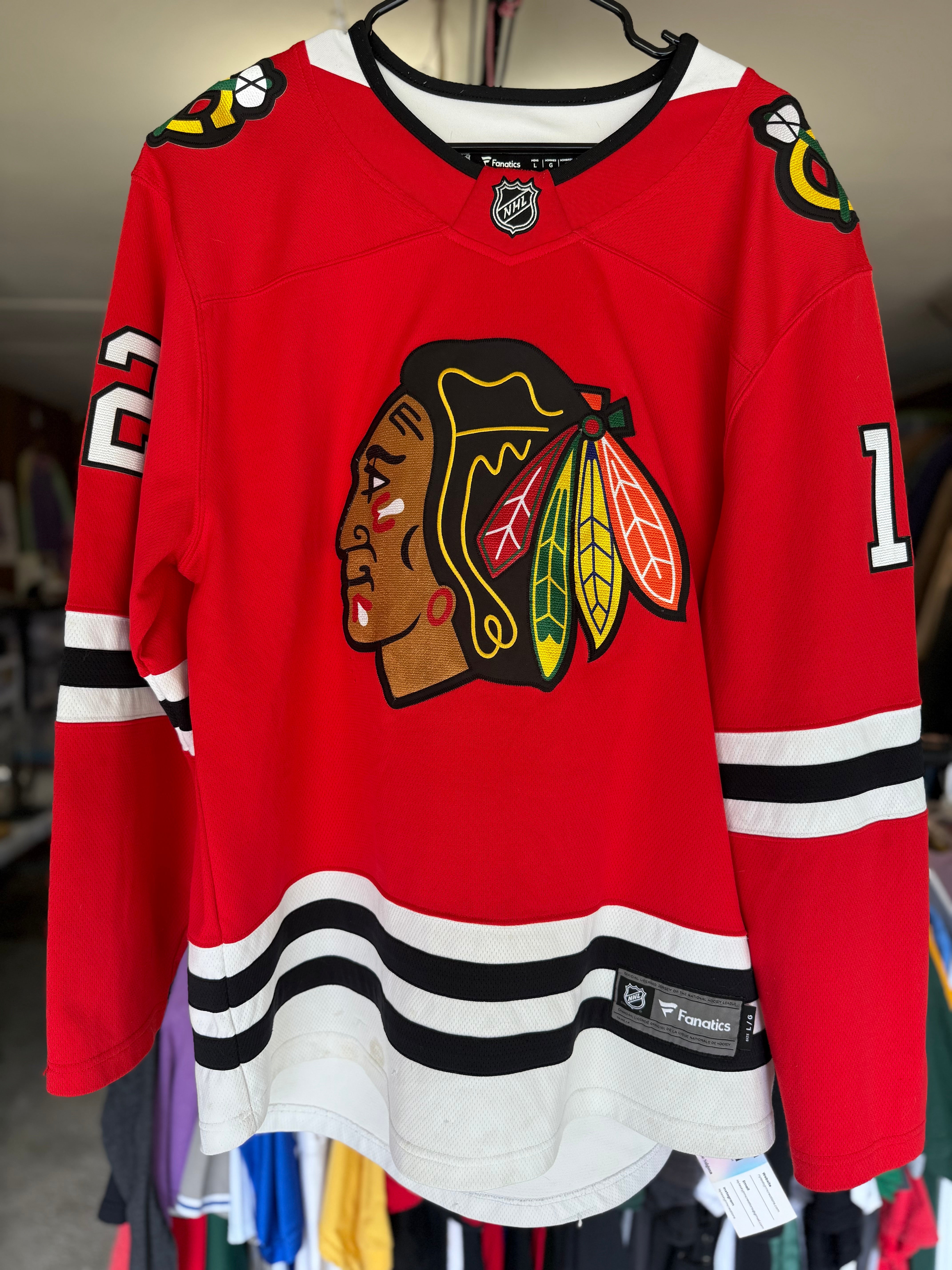 Preloved Fanatics Chicago Blackhawks Debrincat Jersey Size L