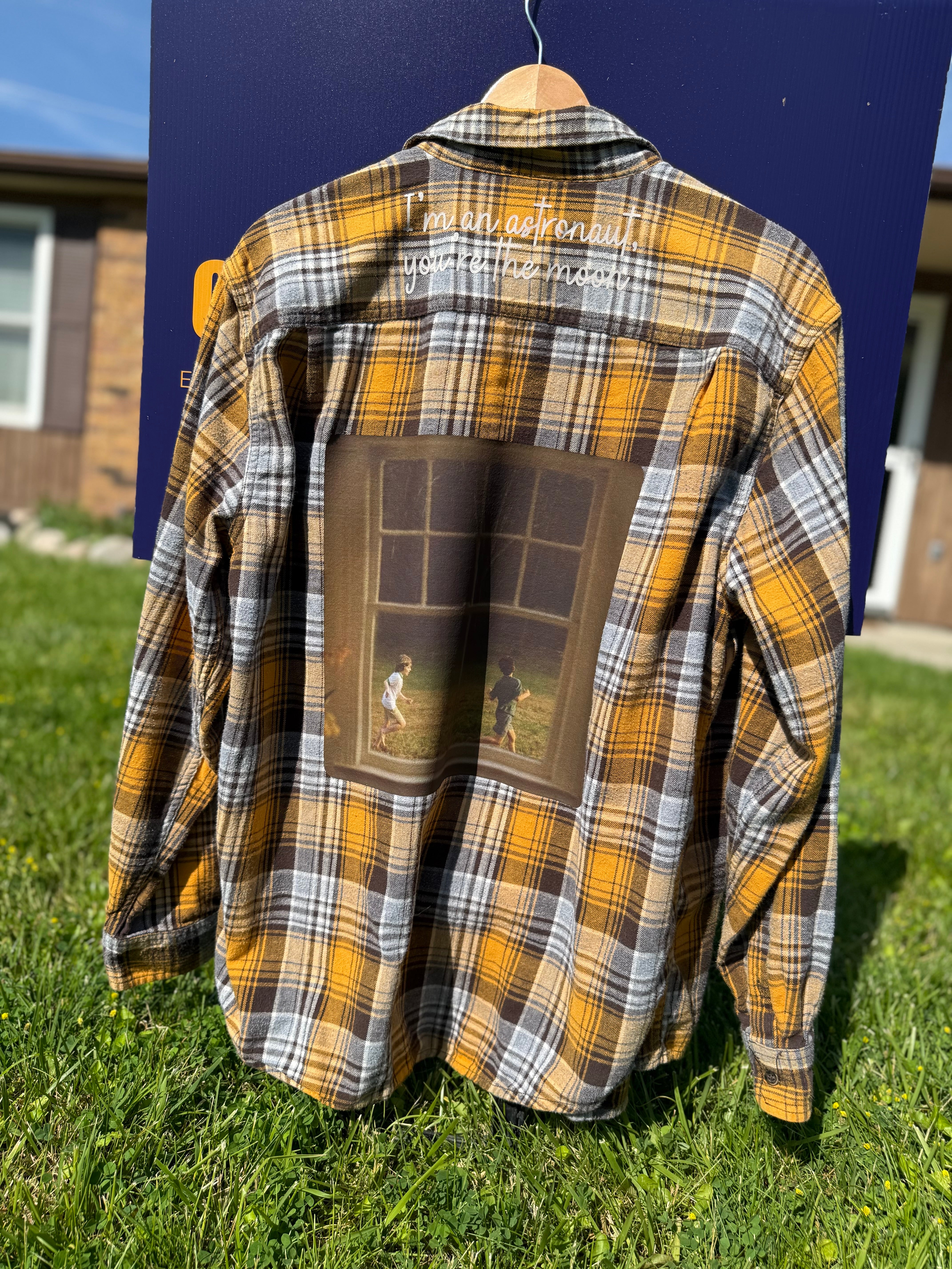 Noah Kahan Upthrift Flannel Size L