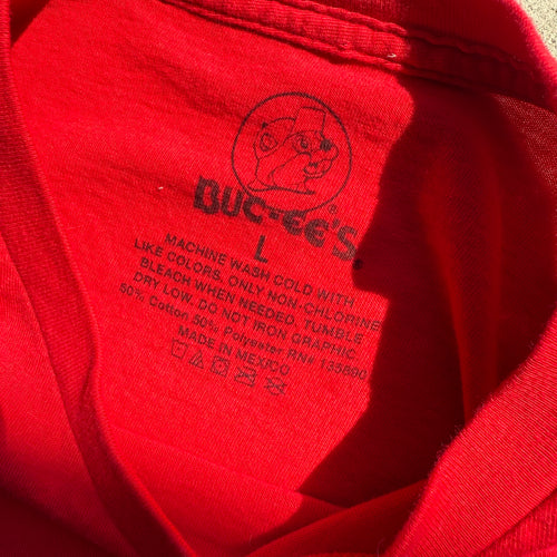 Bucees Tee Size L