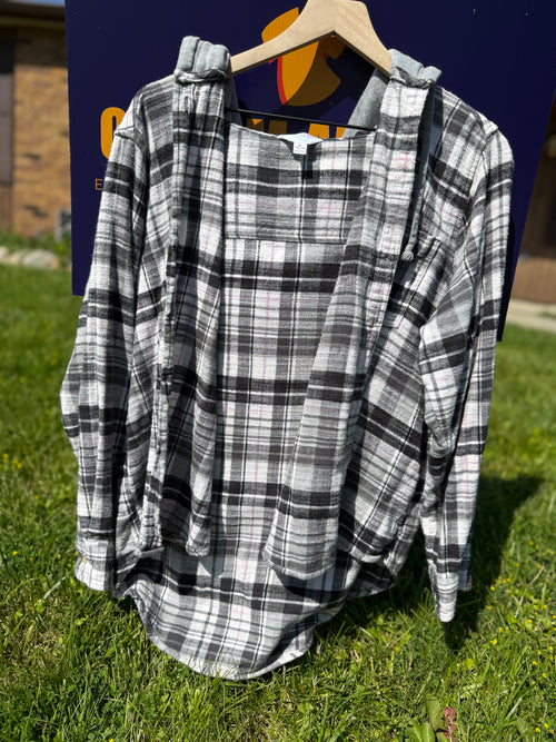 MGK Upthrift Hooded Flannel Woman Size XL